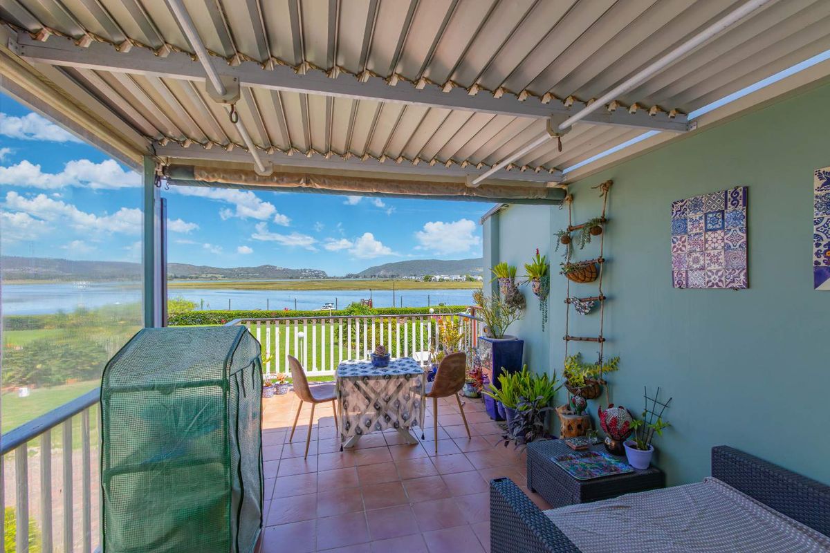 Uninterrupted views up the Estuary to the Knysna Heads - Photo 5