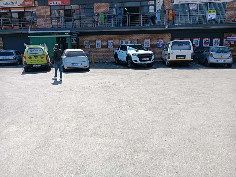 1. Shop Space to let in Marianhill Pinetown - Photo 5