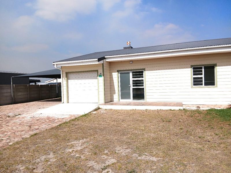 BUILT 6 YEARS BACK; WALKING DISTANCE TO OCEAN - Photo 2