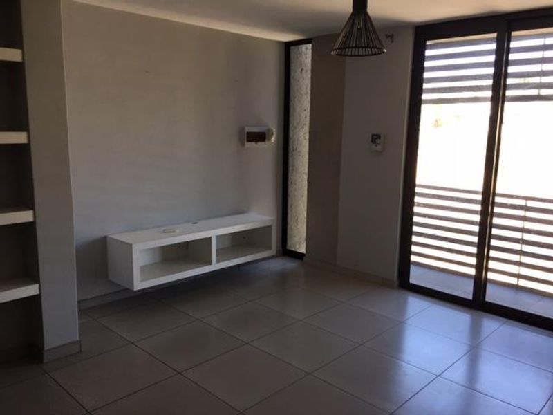 TOP FLOOR | 2 BEDROOM APARTMENT FOR SALE @ WILD OLIVE APARTMENTS!! PLUS A STORE ROOM - Photo 5