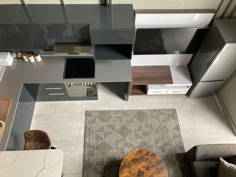 Stylish industrial Loft Apartment / spacious and low Levy - Photo 6