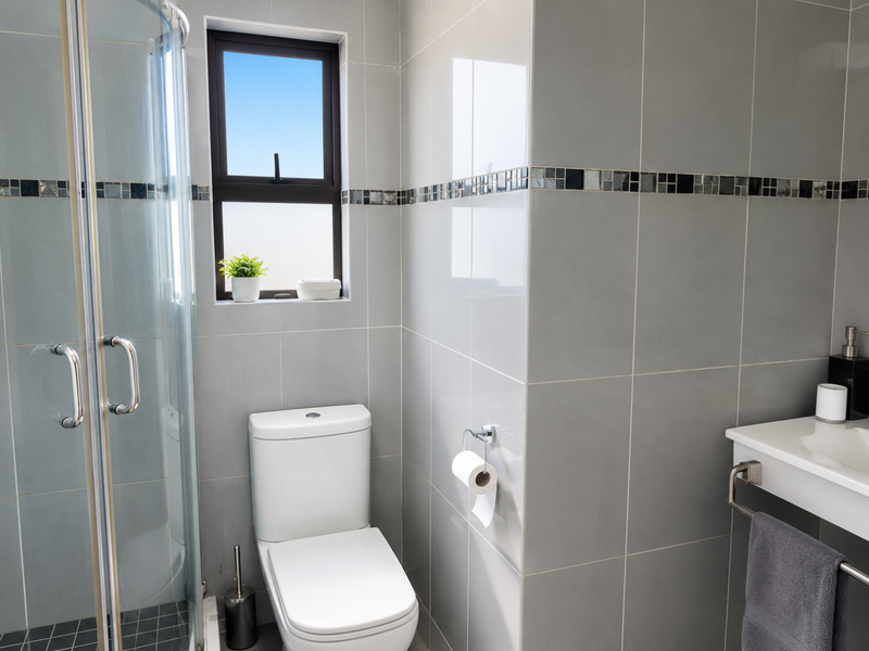 Spacious Family Home with Income-generating Cottages in Lombardy East - Photo 8