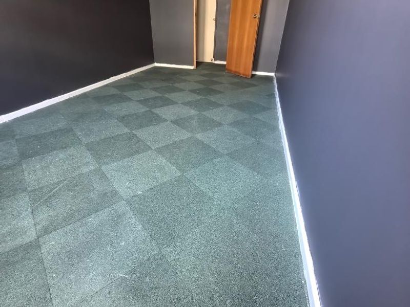 35m2 space available to let - Photo 3