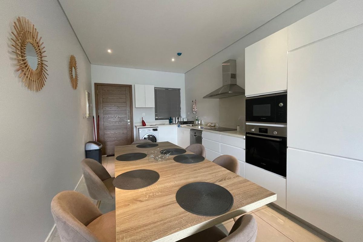 2-Bedroom Apartment in Péreybère - Photo 3