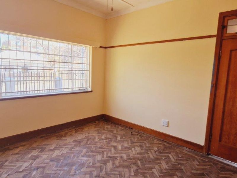 Family Home Alberton - Photo 10