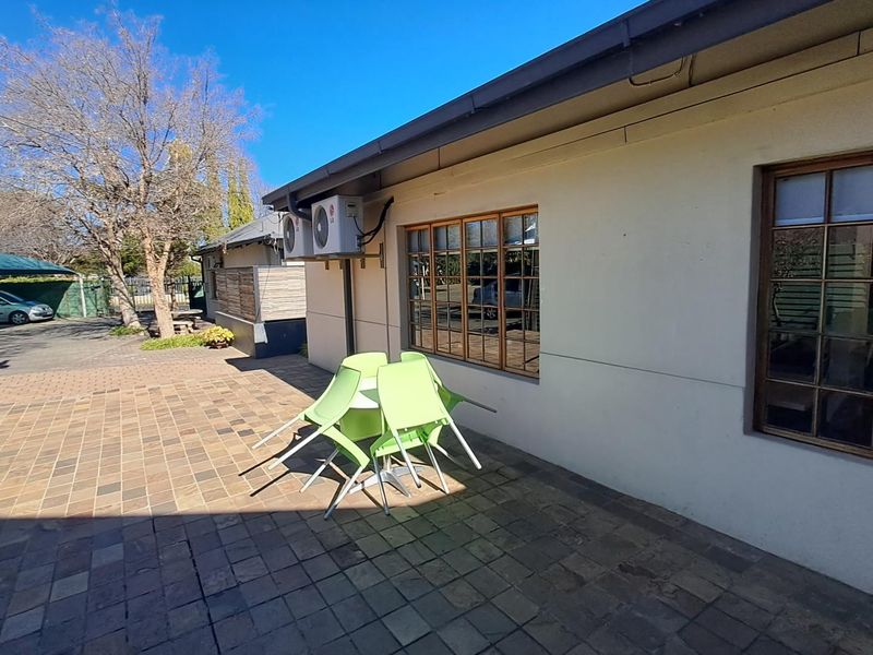 Four star guesthouse in Dan Pienaar, Bloemfontein - Photo 10