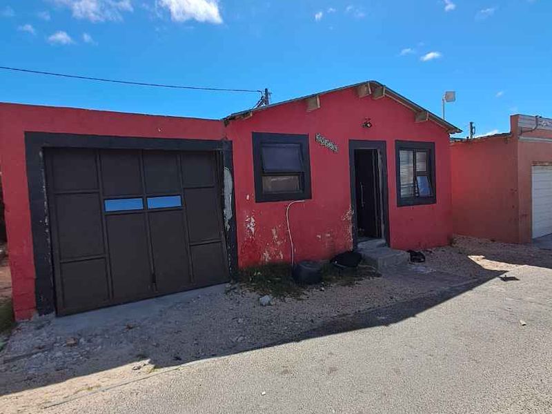 Charming 2 Bedroom House for Sale in Kuyasa - Priced at R320,000 - Photo 2