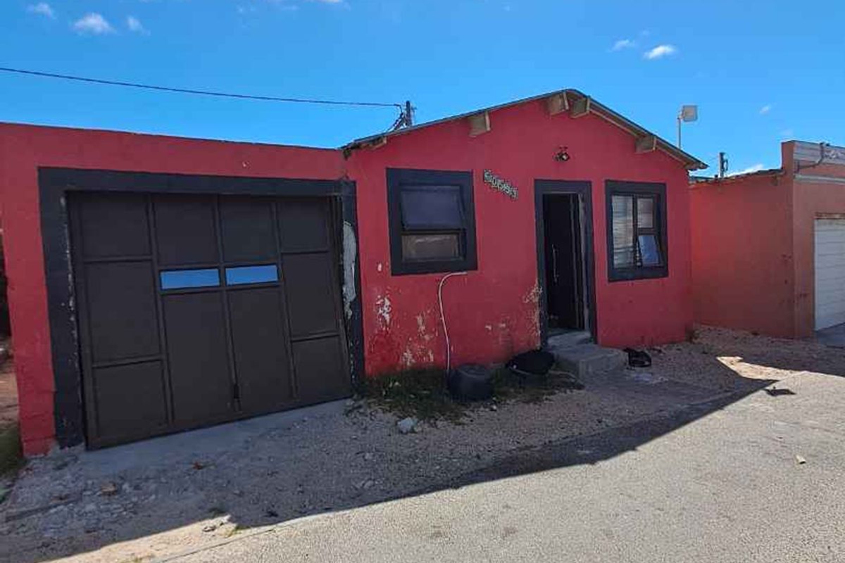 Charming 2 Bedroom House for Sale in Kuyasa - Priced at R320,000 - Photo 2