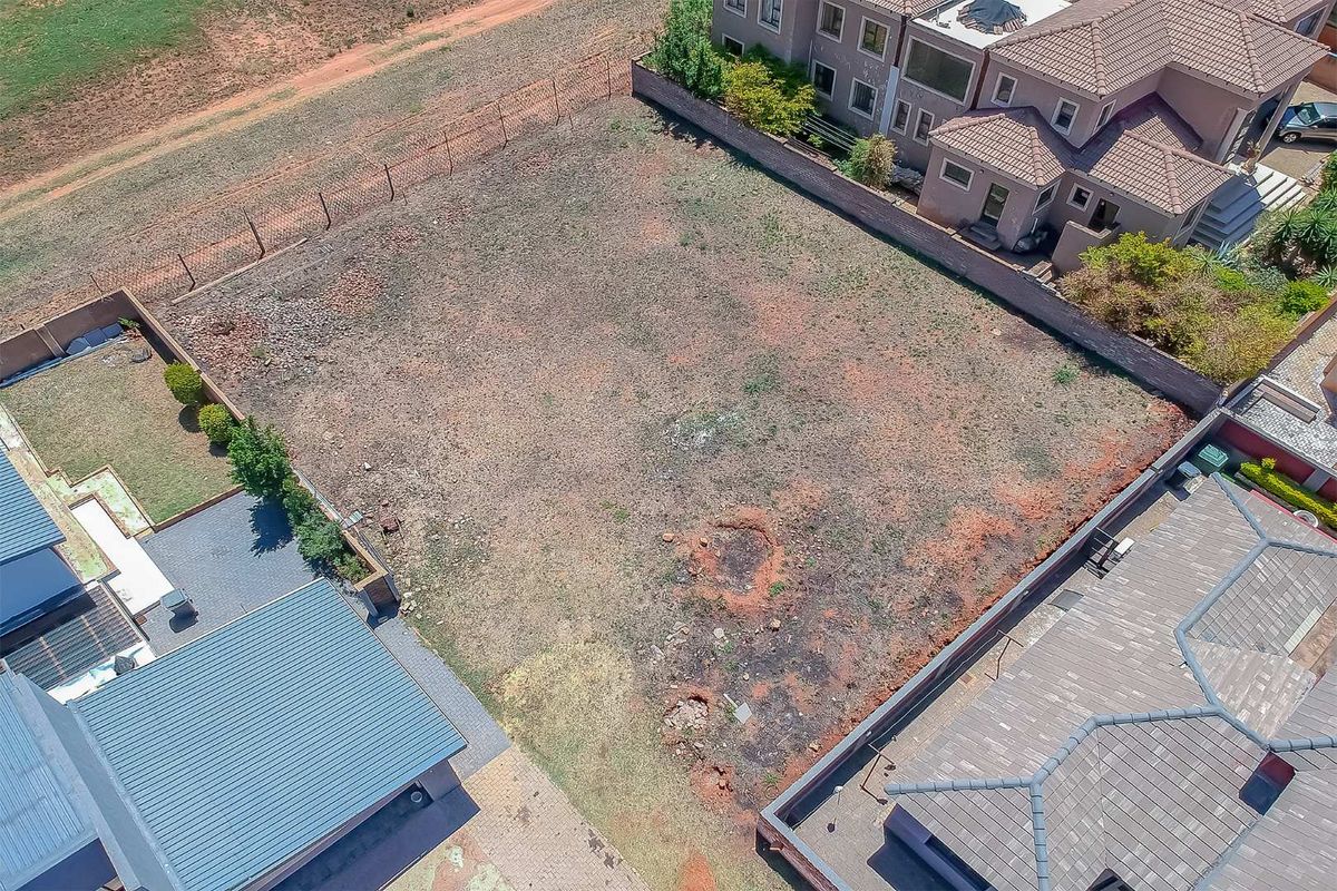 A Rare Opportunity in Amandasig’s Prestigious Magaliesberg Country Estate - Photo 5