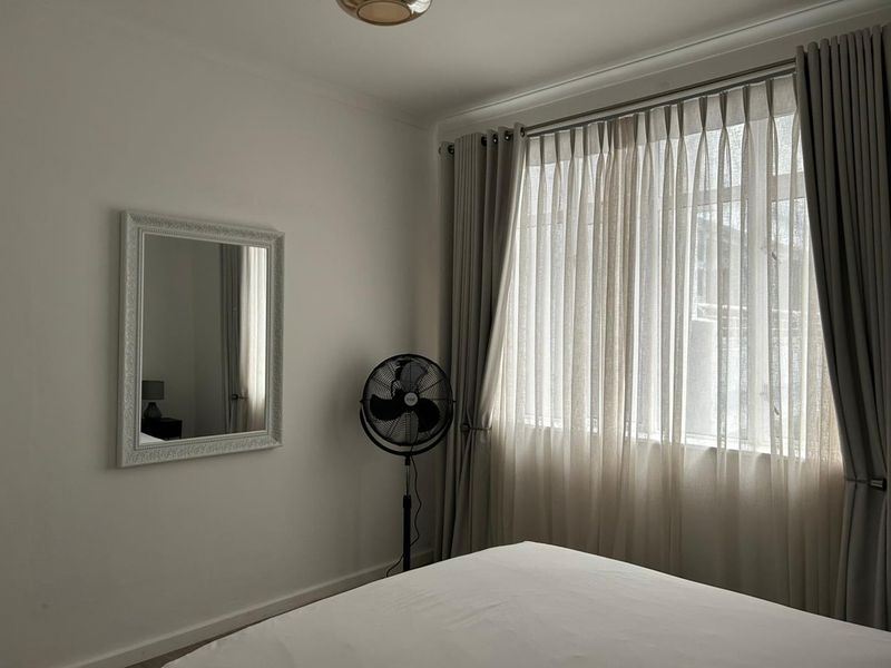 Modern 1-Bedroom Apartment To Rent – Three Anchor Bay - Photo 8