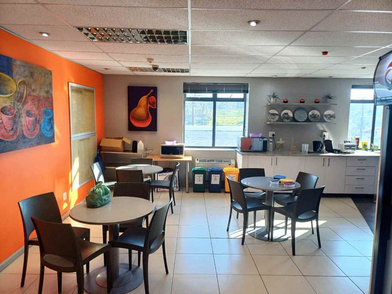 Premium Corporate Office Space To Let | Tyger Valley Chambers 2, Tyger Valley - Photo 9