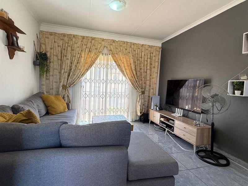 Perfect for Investors & First-Time Buyers - Photo 8