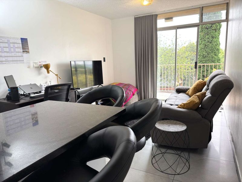 1,5 BEDROOM FLAT FOR SALE IN CONSTANTIA PARK, Pretoria East - Photo 7