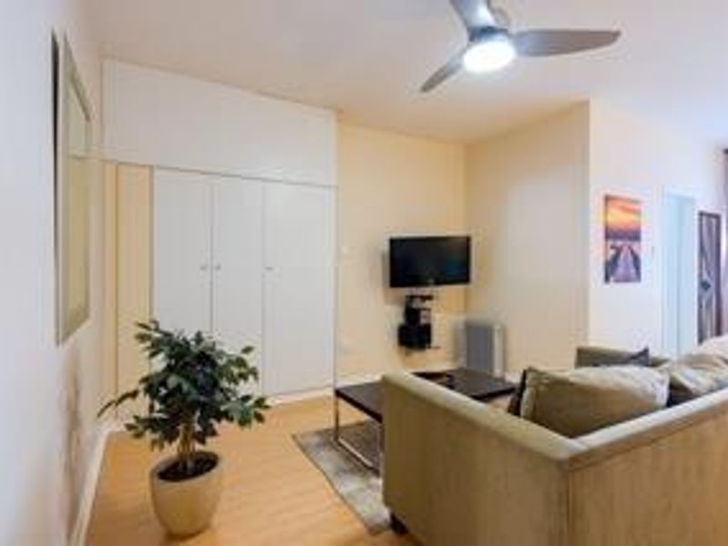 SOPHISTICATED FULLY FURNISHED STUDIO APARTMENT IN THE HEART OF ILLOVO - Photo 4