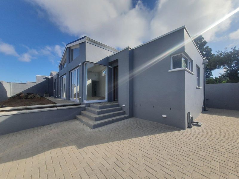 Spacious 3 Bedroom home to rent in Loevenstein - Photo 2