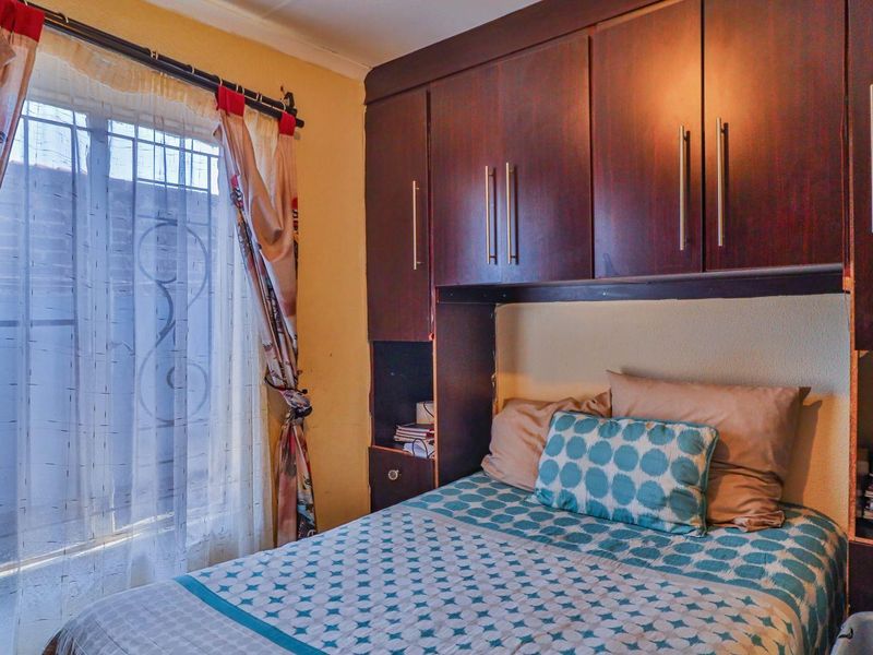 4 Bedroom Family House in Rosslyn Gardens - Photo 10
