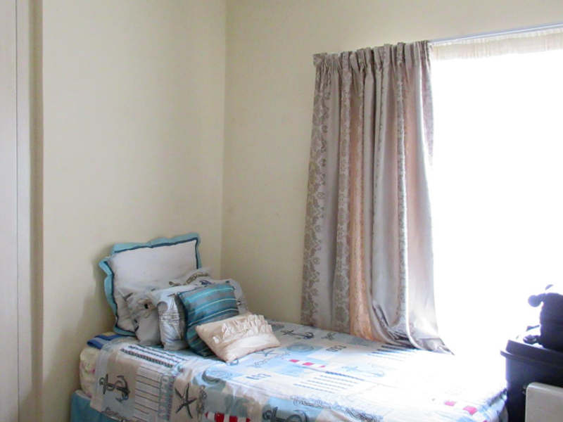 Modern Family Home in Die Heuwel Estate - Photo 7