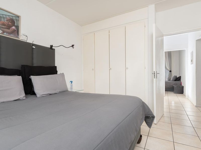 Modern Living with Golf Course Views - Photo 10