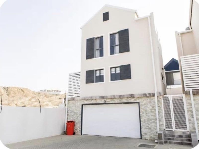 Fully Furnished Townhouse To Let - Photo 1