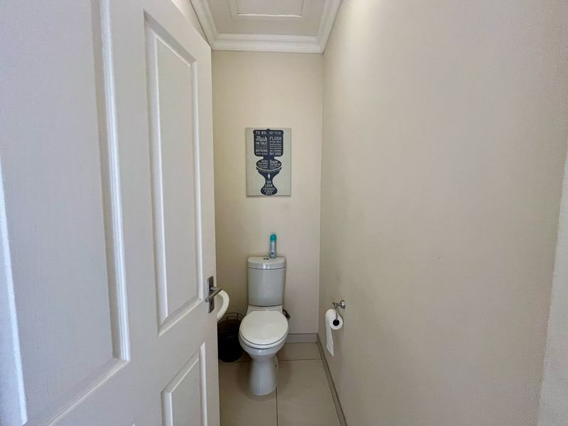 RENT-Freestanding 3-Bedroom Home in Ocean View, Swakopmund - Photo 5