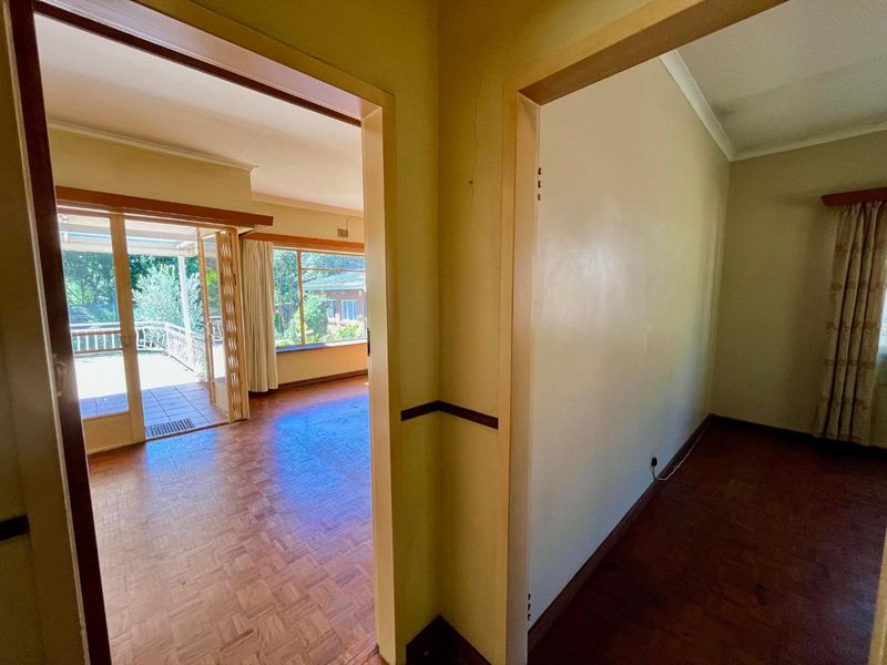 Spacious Family Home with Large Granny Flat for Sale in Villieria – Priced to Sell! - Photo 7