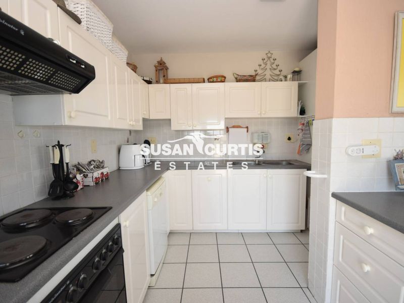 4 BEDROOM TOWNHOUSE IN SWAKOPMUND CENTRAL IS FOR SALE - Photo 4