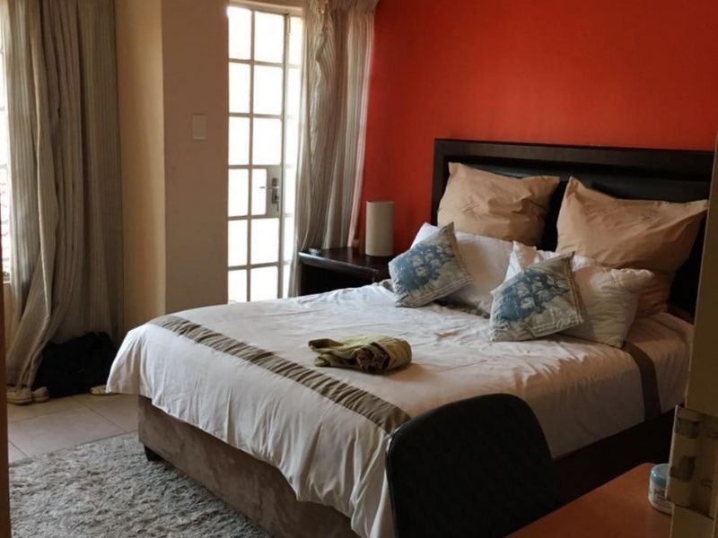 2 bedrooms Townhouse for sale in NORKEM PARK EXT 2 - Photo 6