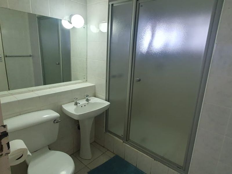 2 Bed 2 baths Apartment 180 degree seaview - Photo 4