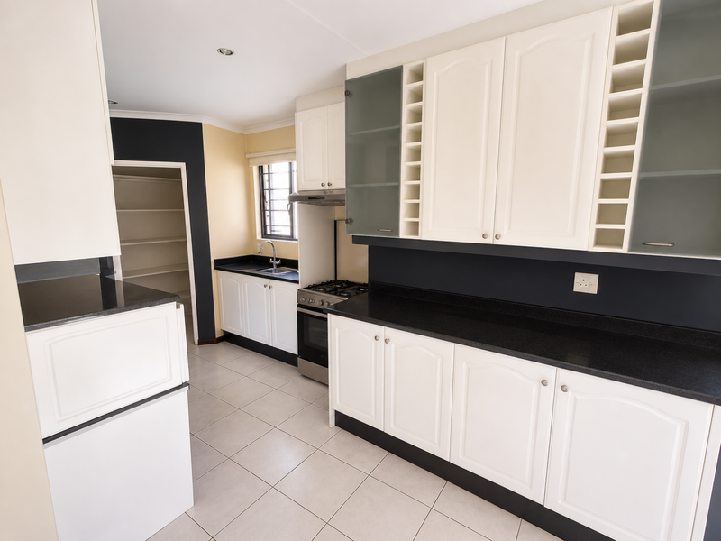 Luxury Family Home in Secure Gated Estate with Flatlet, Pool & Exceptional Safety Features - Photo 9
