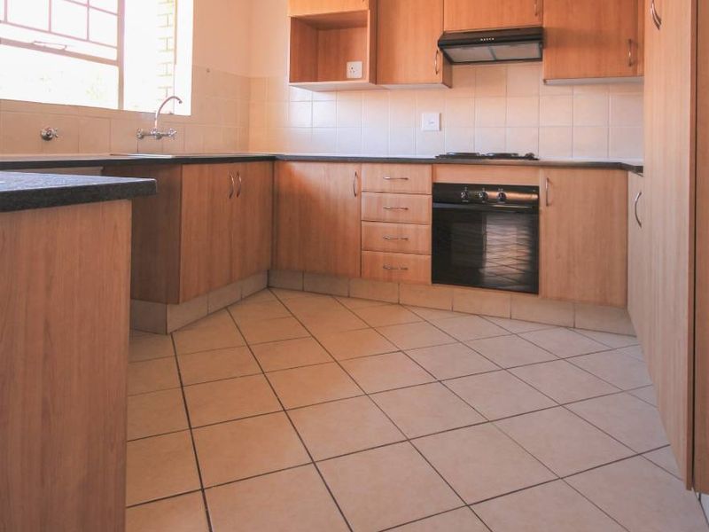 Loadshedding free area! - Photo 10