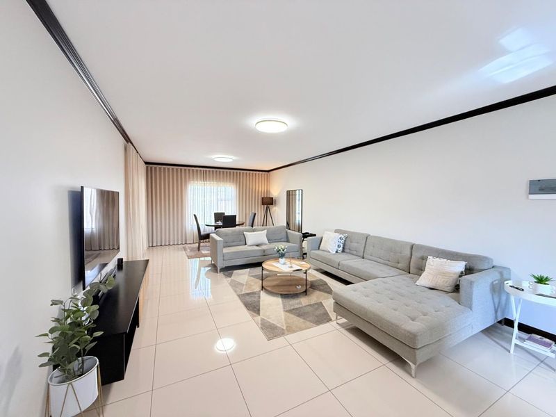 Live in Style: Elegant 2-Bed, 2-Bath Apartment! - Photo 5
