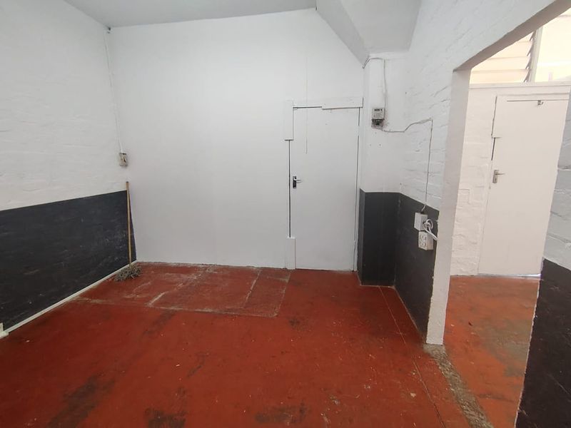 Micro Units Available for Lease in Morningside - Photo 4