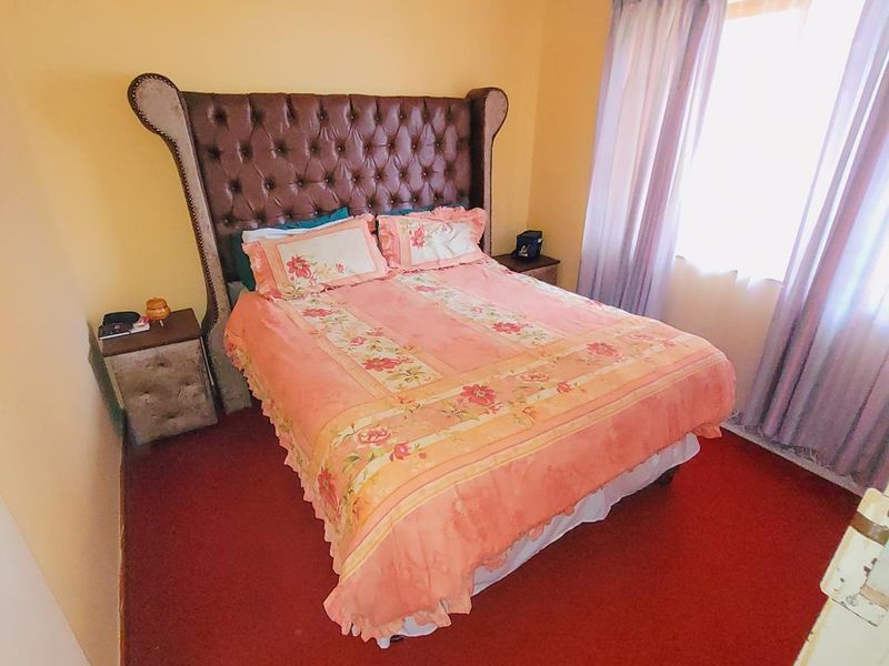 Desirable Features & Versatile Layout - Make it Yours Today - Photo 6