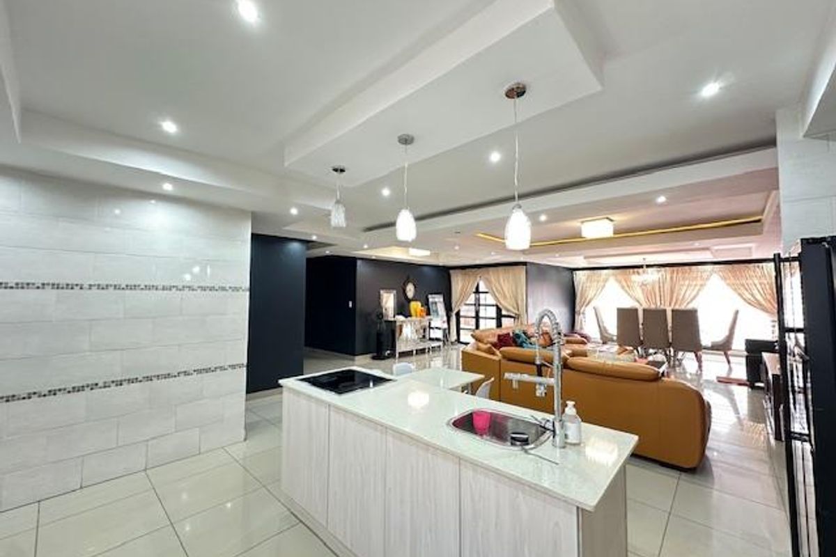 Stunning 3-Bedroom Family Home for Sale in Clarina - Photo 4