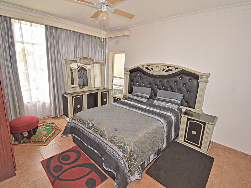 First Floor Apartment - Photo 10