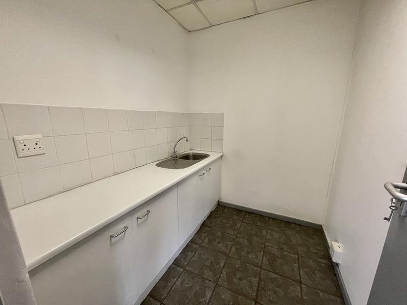 Hendra - Premium 789m2 A-Grade Office Space To Let | Springfield Business Hub - Photo 9