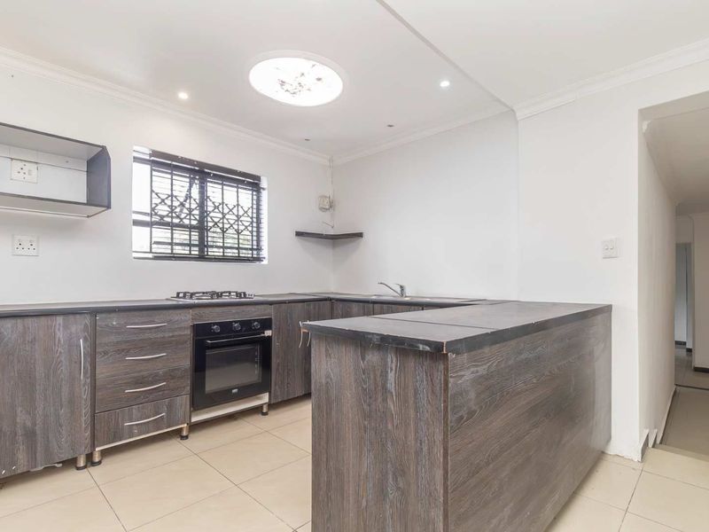 Spacious 4 Bed House to Let in Blairgowrie - Photo 9