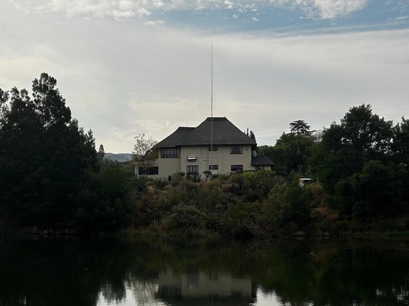 17 Hectares of Space, Luxury, and Nature – Don’t Miss Out! - Photo 2