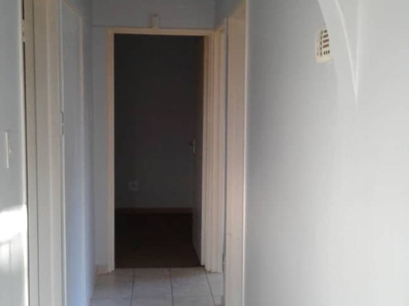 Charming Family Home for Sale in Cimbebasia – Windhoek - Photo 8