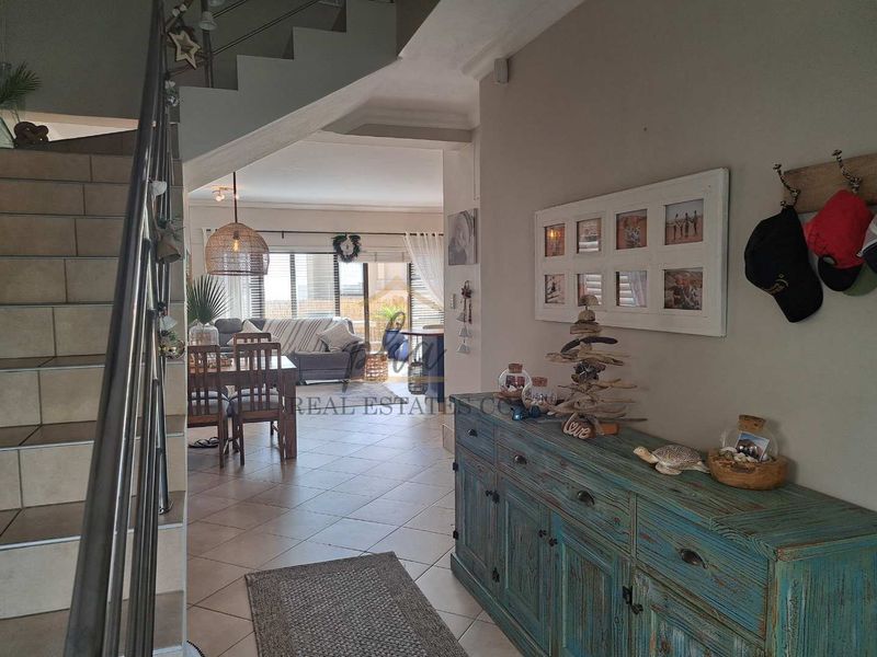 Stunning, upmarket 3 bedroom townhouse, close to the beach for sale in Dolphin Beach - Photo 5