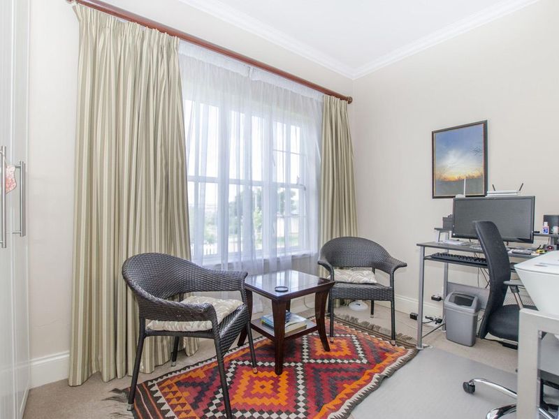 Luxurious retirement living at its finest - Photo 9