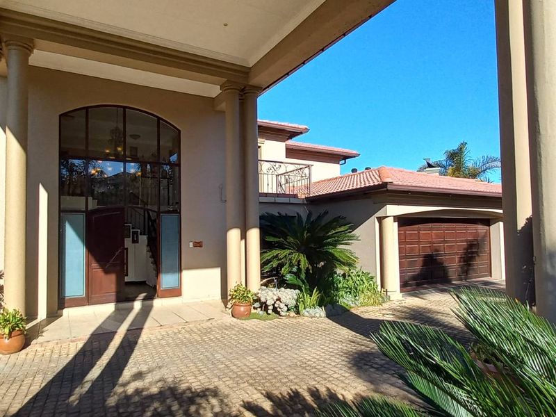 Spacious entertainer stacked with lifestyle advantages – A secure investment for the future - Photo 4