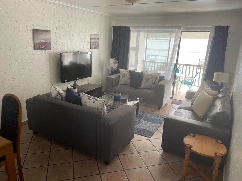 UNFURNISHED TWO BEDROOMS - Photo 7