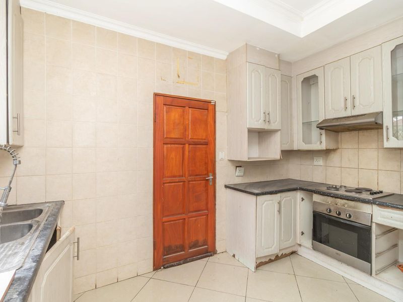 3 Bedroom House for Sale in  Cosmo City - Photo 10