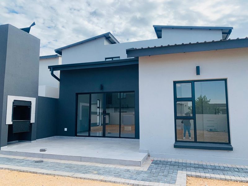 Wildlife meets everyday living - Photo 3