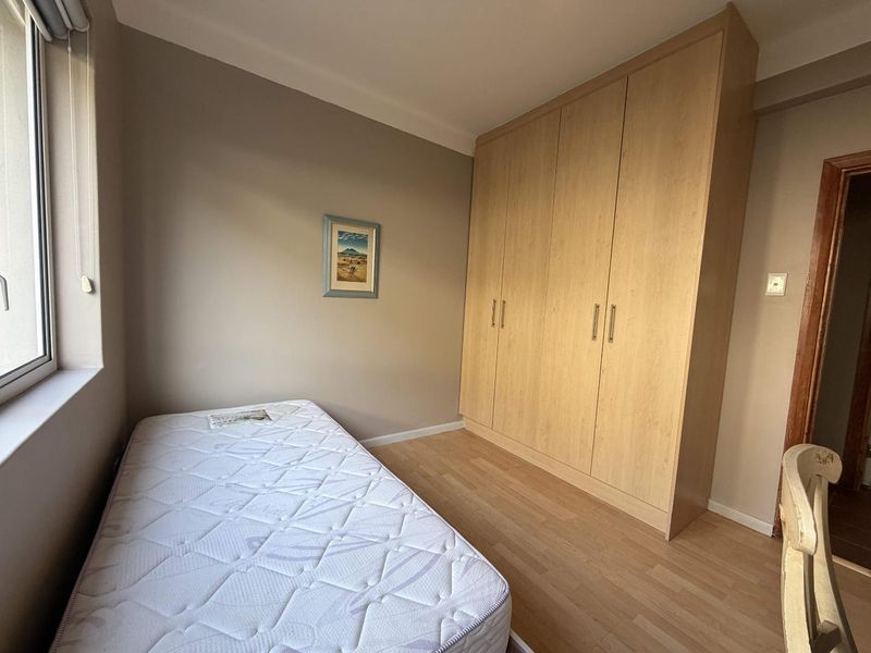Charming Mouille Point Apartment - Photo 7