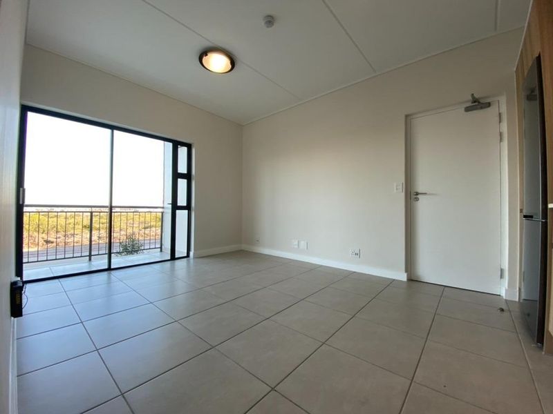 1 Bedroom Apartment in Sandown - Photo 7