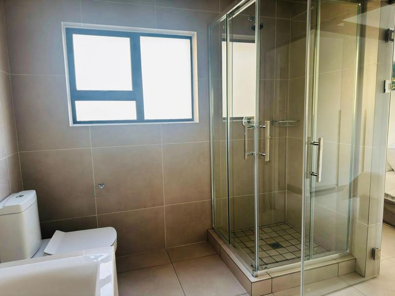 Modern 1 Bedroom for Sale - Photo 7