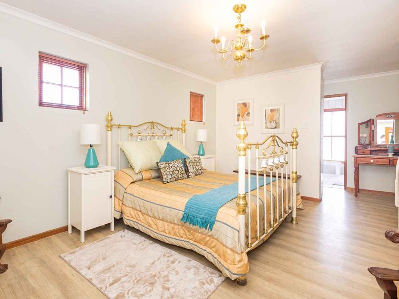 4 Bedroom house / guesthouse for sale in Panorama, Malmesbury - Photo 7