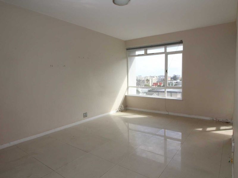 0.5 Bedroom Apartment - Sea Point - Photo 4